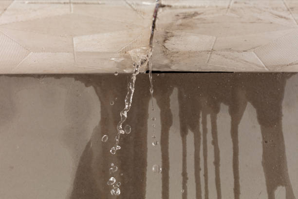 Professional Commercial Water Damage Restoration technician working in Lafayette, TN